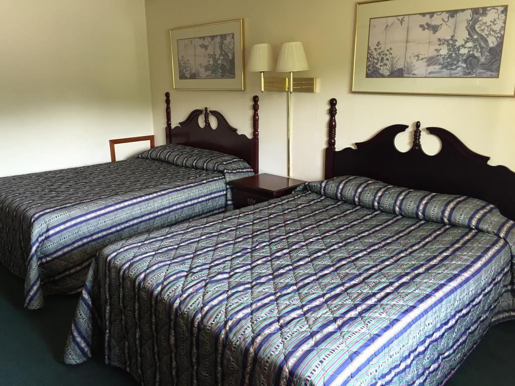 A Sapphire Inn Franklin Phòng bức ảnh